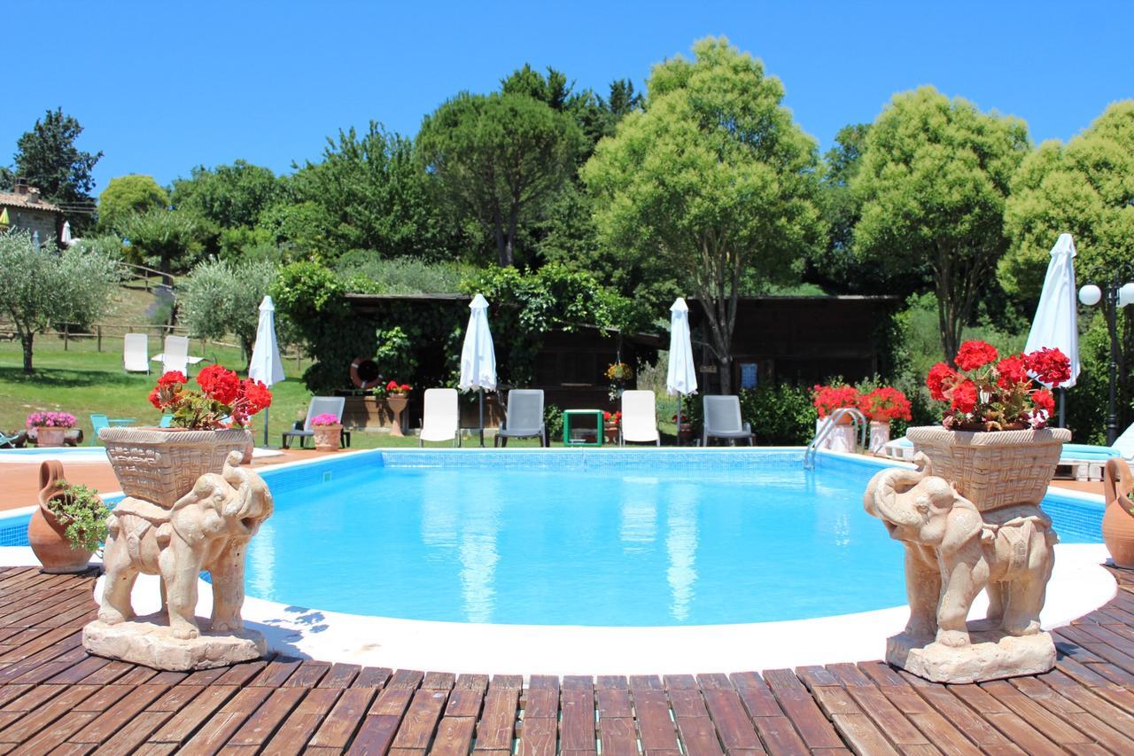 Poggio Paradiso Apartments Mengara Exterior foto